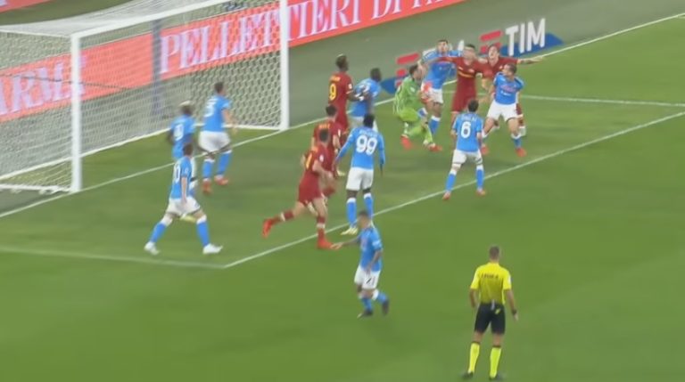 La Roma ritrova la vittoria in campionato: sconfitto 2-0 il Napoli