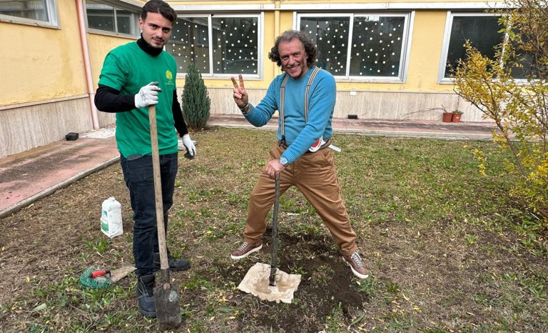 Camposano, 4mila nuovi alberi in arrivo con il nuovo anno. Il sindaco Barbato: “miglioriamo l’ambiente e promuoviamo il rispetto per la natura”.