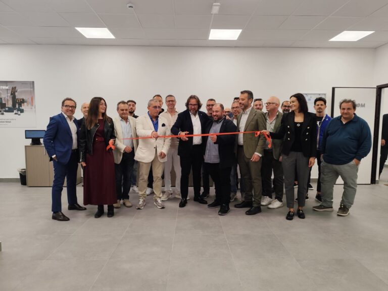 Custom Group apre nuovi uffici a Napoli per supportare il  mercato retail e HO.RE.CA. del Sud Italia