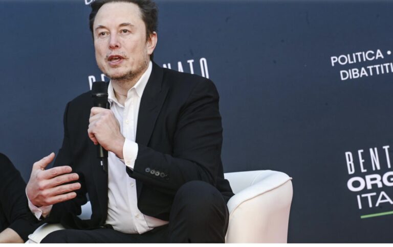 Elon Musk contro i giudici italiani: “Devono andarsene”