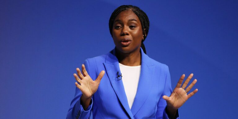 Gran Bretagna: Kemi Badenoch è la nuova leader dei Conservatori